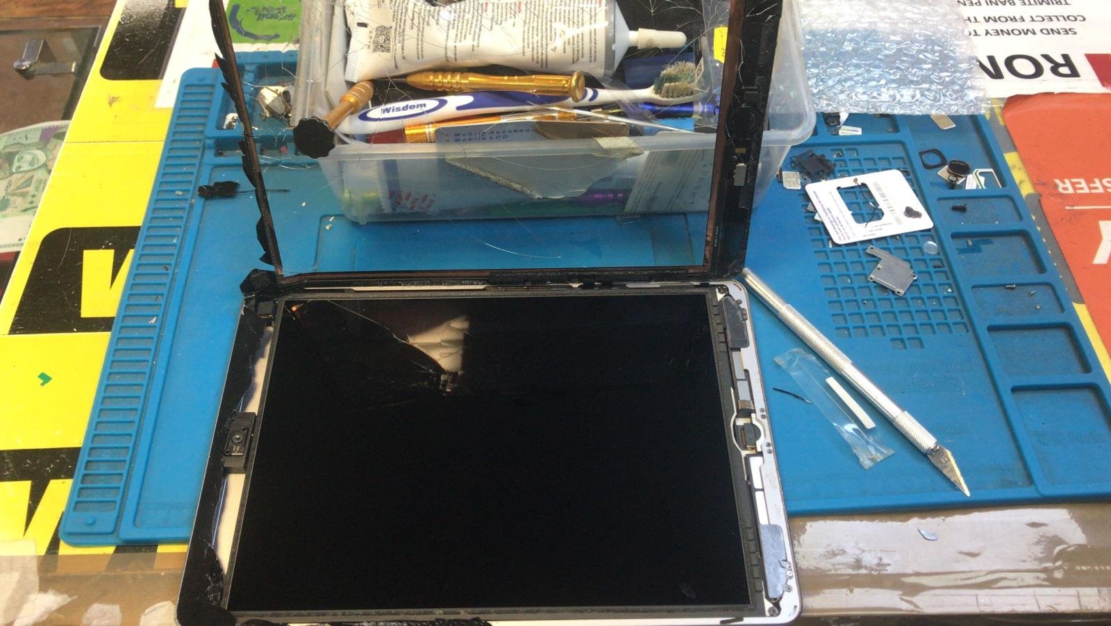 A1893 iPad 9.7” Digitizer Replacement Repair